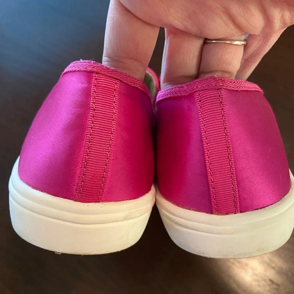 Badgley Mischka PINK SATIN Delight Jewel Ornament Slip On Sneakers Women's Sz 5 - Picture 6 of 11